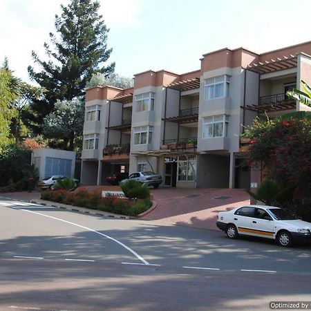 Room In Bb - Enjoy You Vacation Wail Staying In This Single Room Fit For 2 People Kigali Exteriér fotografie